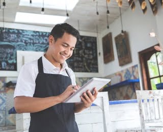 smb-technology-barista-using-tablet